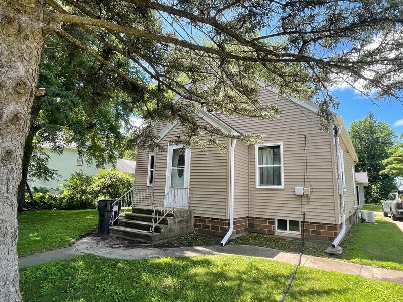 603 N Ireland Ave, Fulda, MN 56131