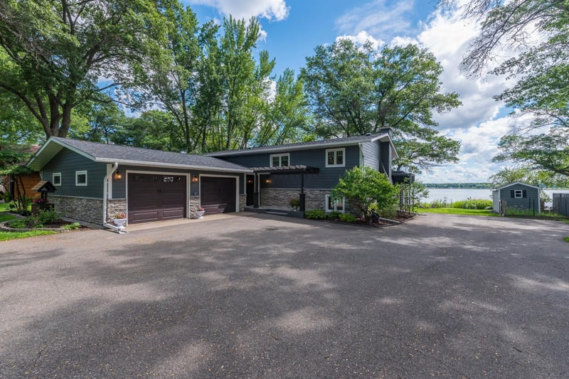 13772 Memorywood Dr, Baxter, MN 56425