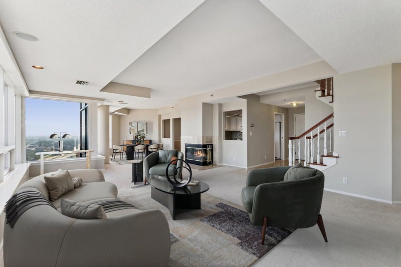 168 6th St E #4503, Saint Paul, MN 55101