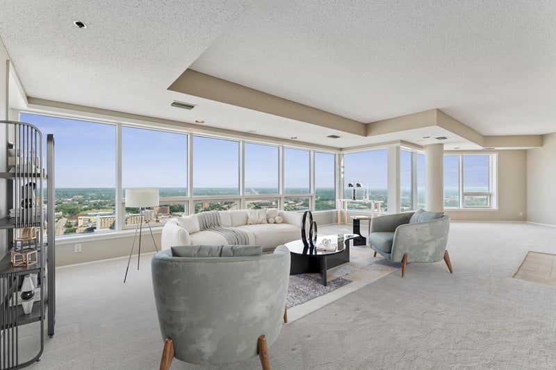168 6th St E #4503, Saint Paul, MN 55101
