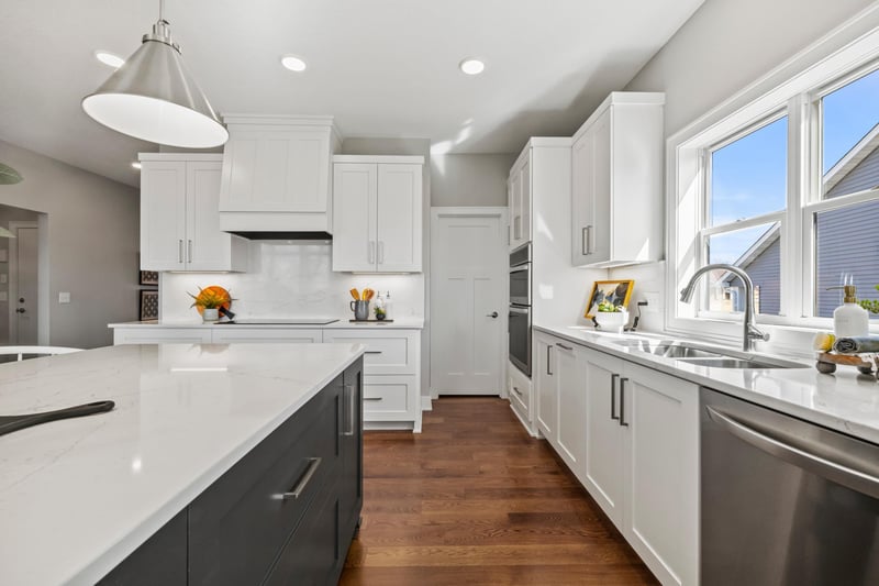 27130 Petes Hill Trl, Elko New Market, MN 55020