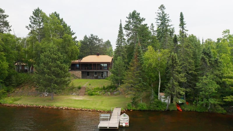 8921 Palm Rd, Britt, MN 55710