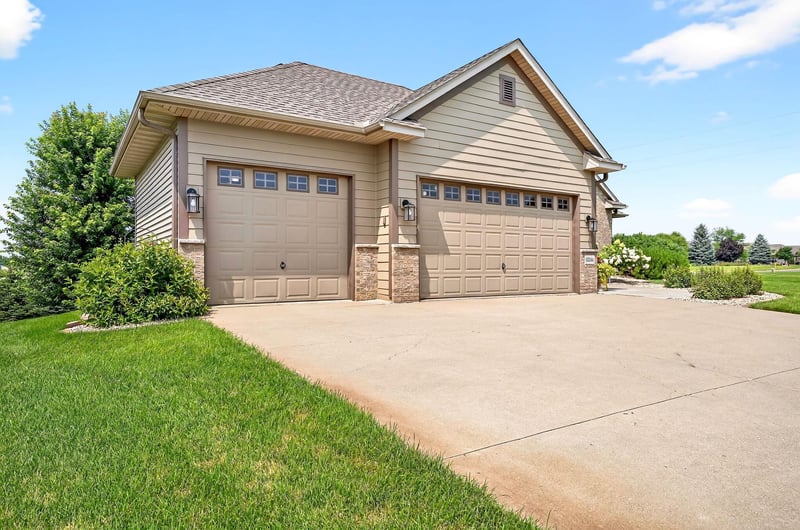 9294 Kaeding Ave NE, Otsego, MN 55362