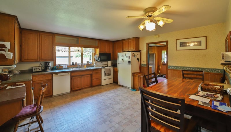 44655 Red Oak Rd, Staples, MN 56479