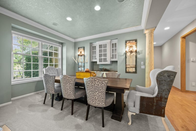 8787 Ridge Ponds Ln, Victoria, MN 55386
