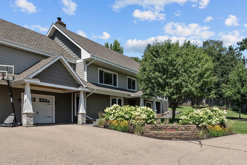 7300 Prairie View Dr, Eden Prairie, MN 55346