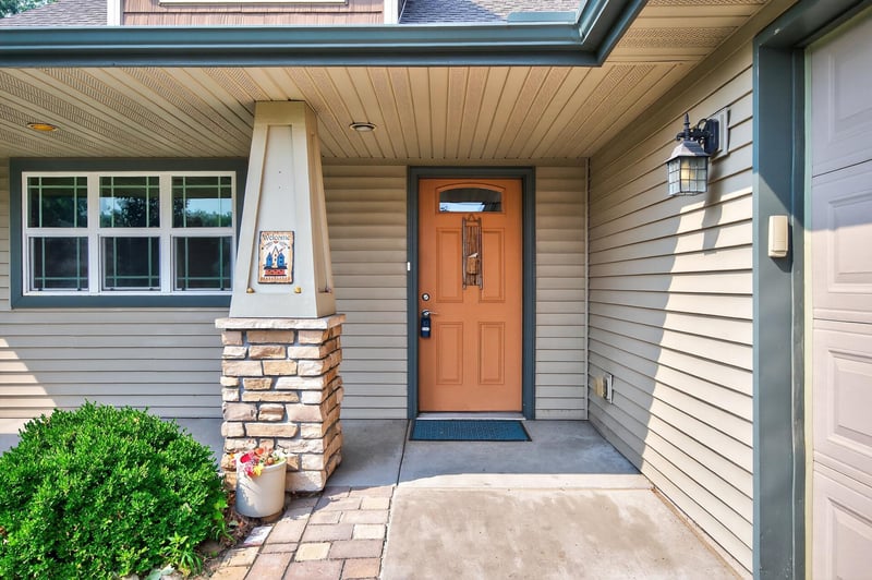 35 E Pullman Ave, Saint Paul Park, MN 55071