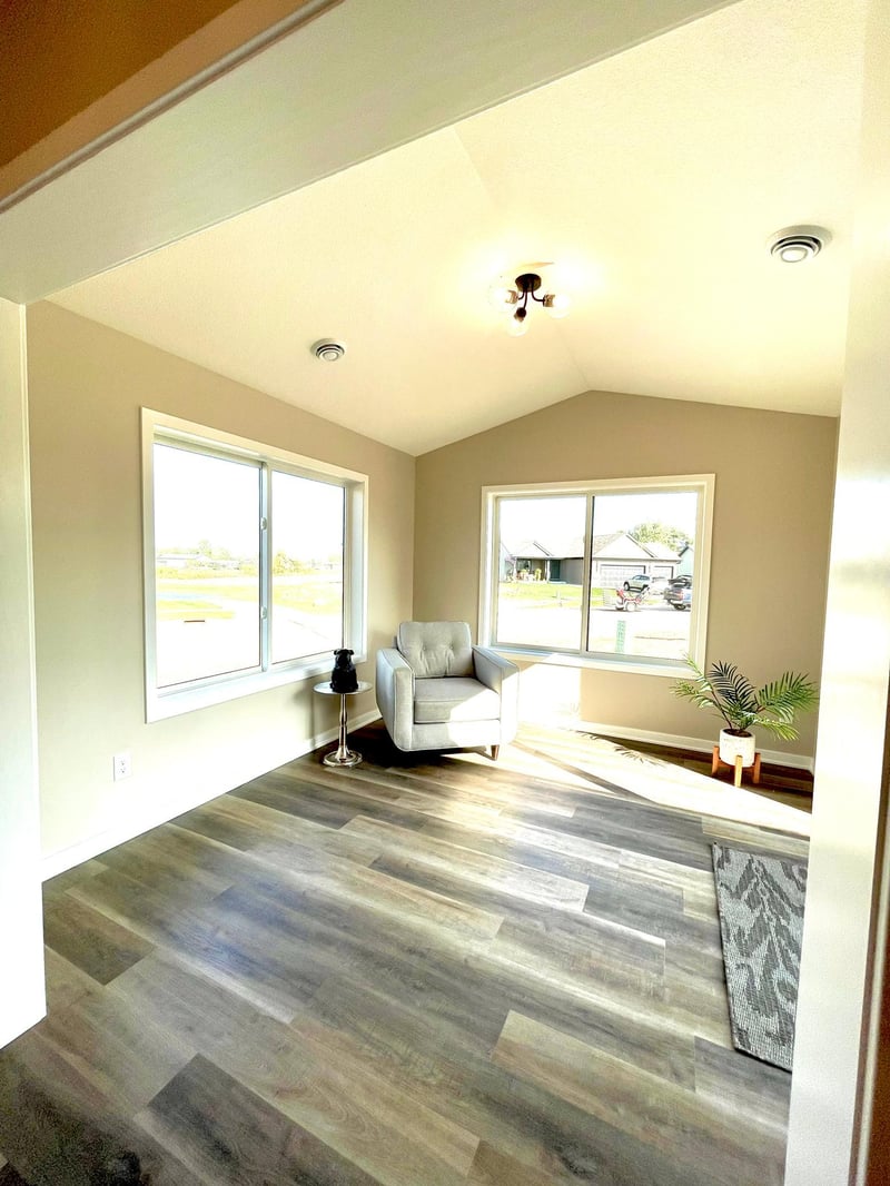 602 9th St, Wanamingo, MN 55983