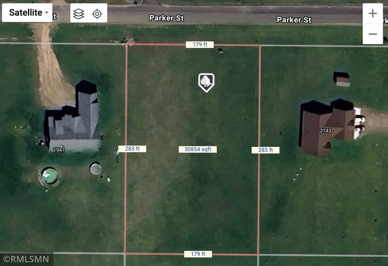 1945 Parker St, Mora, MN 55051