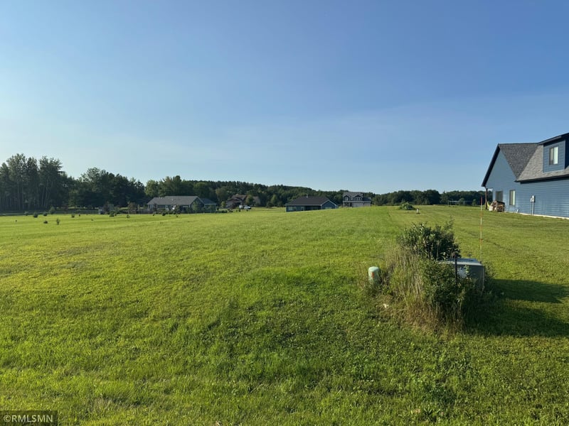 1945 Parker St, Mora, MN 55051