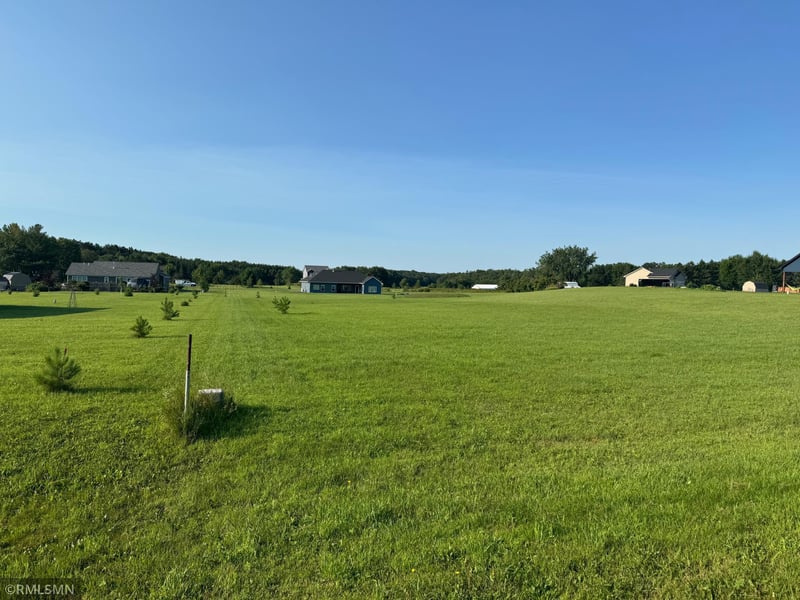 1945 Parker St, Mora, MN 55051