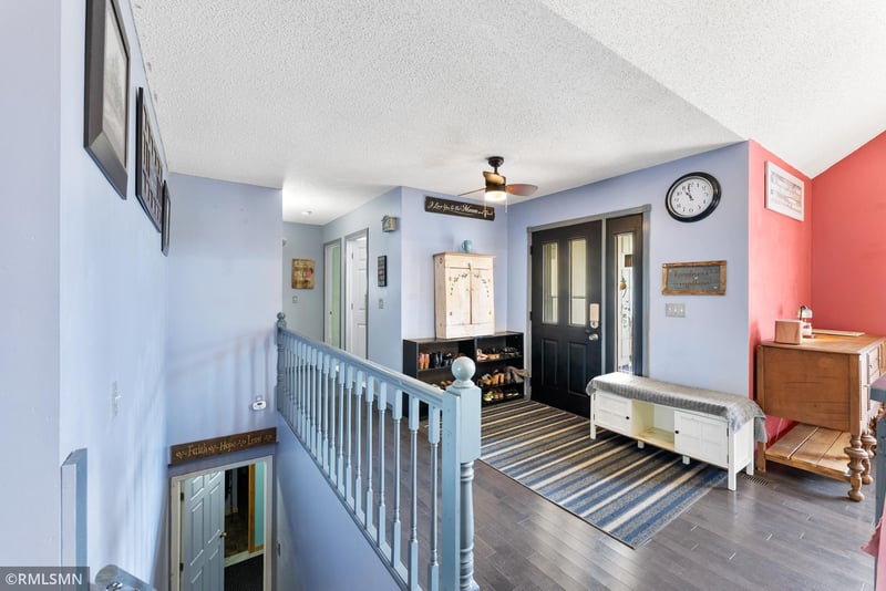 5803 Hawk Ridge Rd, Grasston, MN 55030