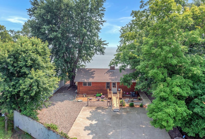 46474 Bay Ave, Isle, MN 56342