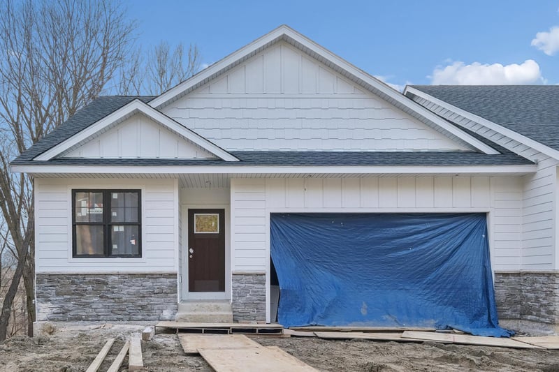 20381 Excelsior Blvd, Excelsior, MN 55331