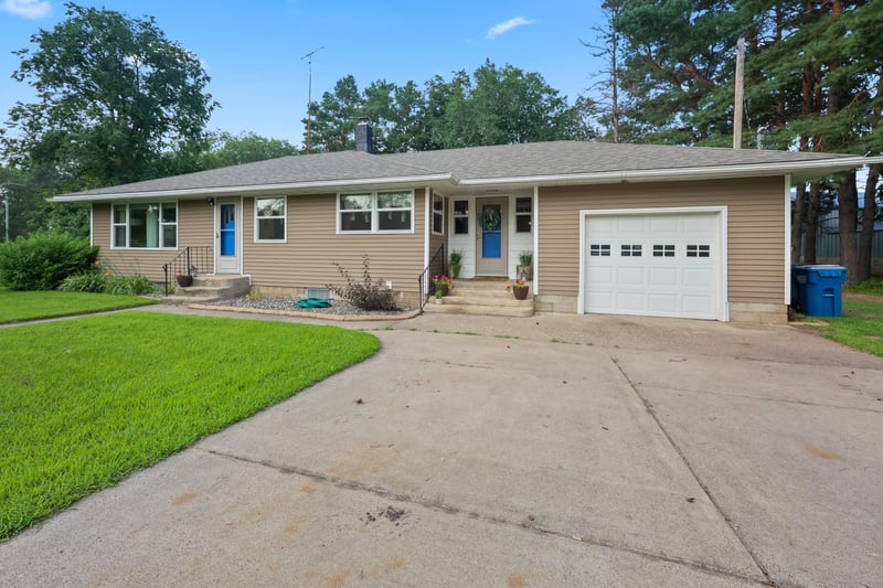 2754 Great River Rd, Bowlus, MN 56314