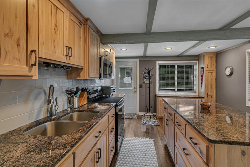 20695 Langevin Dr, Richmond, MN 56368