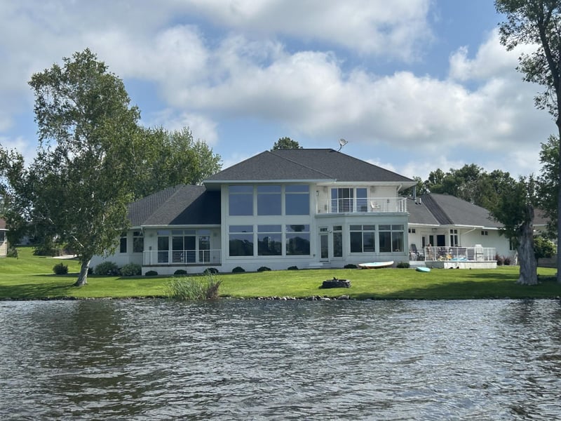 553 Lake St N, Sauk Centre, MN 56378