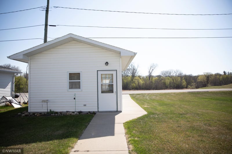 225 Lincoln Ave, Crookston, MN 56716