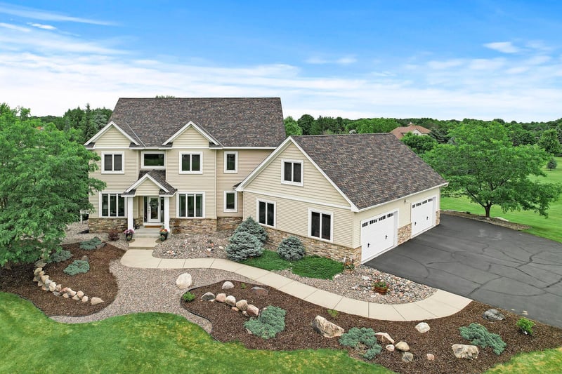 9450 Inverness Ct NW, Ramsey, MN 55303