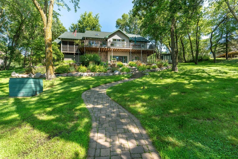 38174 Antler Ln, Battle Lake, MN 56515