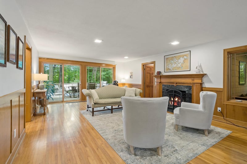 5490 Ridgewood Cv, Minnetrista, MN 55364