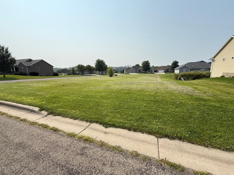 XXXX Evergreen Pl NE, Owatonna, MN 55060