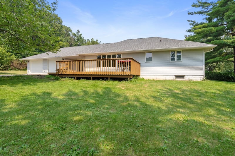 75 50th Ave, Clayton, WI 54004