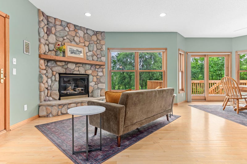 6520 Belle St, Loretto, MN 55357