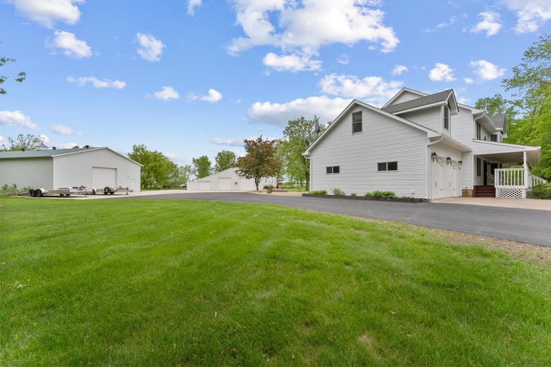 53057 Fairfield Ave, Rush City, MN 55069
