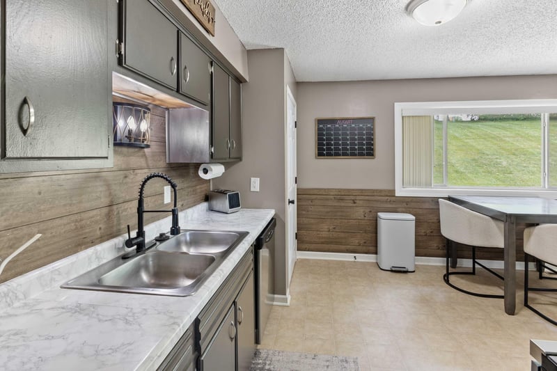 117 7th Ave NW, Lonsdale, MN 55046