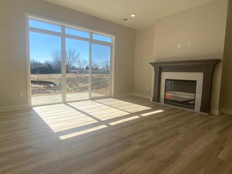 13751 Hollybrook Cir, Apple Valley, MN 55124