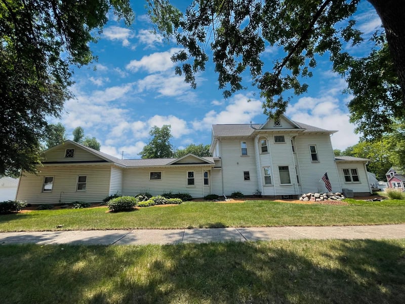 118 Somerville Ave, Morgan, MN 56266
