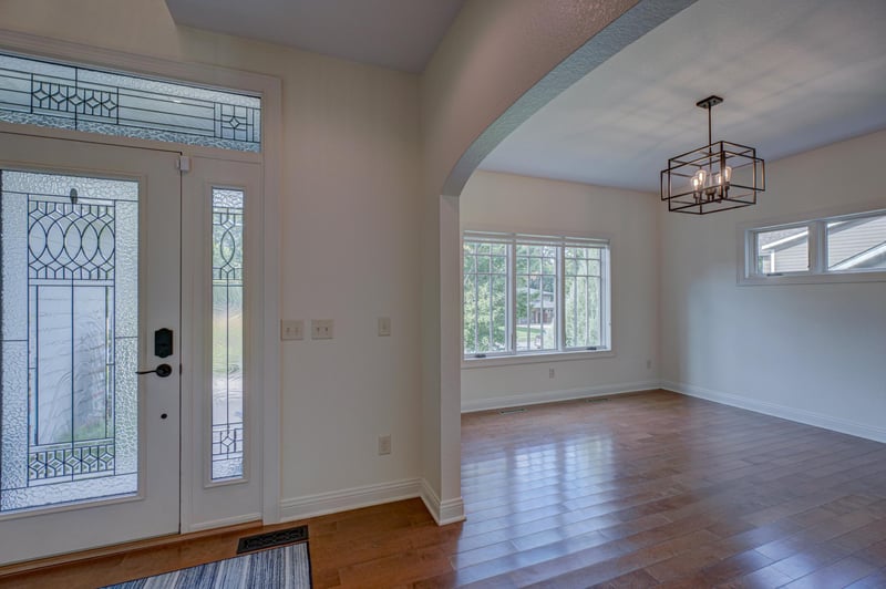 3328 Anric Dr, Eau Claire, WI 54701