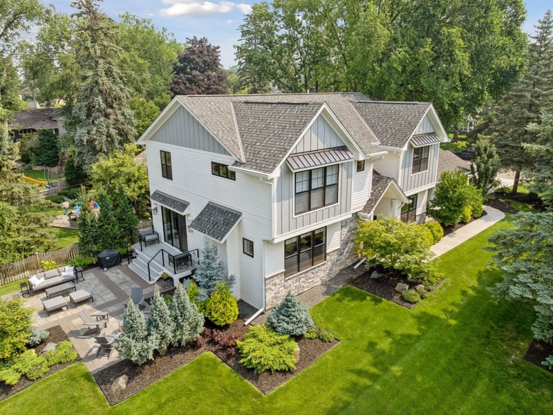 50 Woodland Cir, Edina, MN 55424