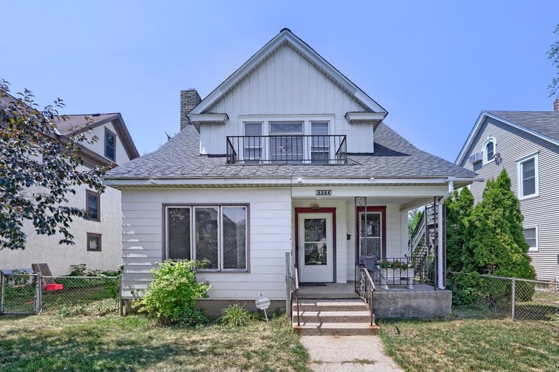 3304 Grand Ave S, Minneapolis, MN 55408