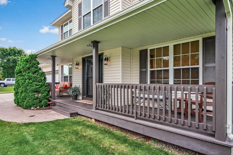 18614 Trott Brook Pw NW, Elk River, MN 55330