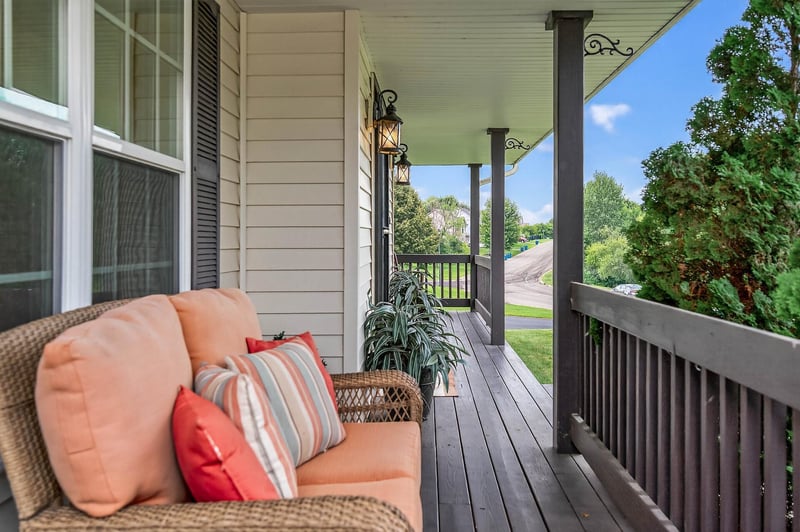 18614 Trott Brook Pw NW, Elk River, MN 55330