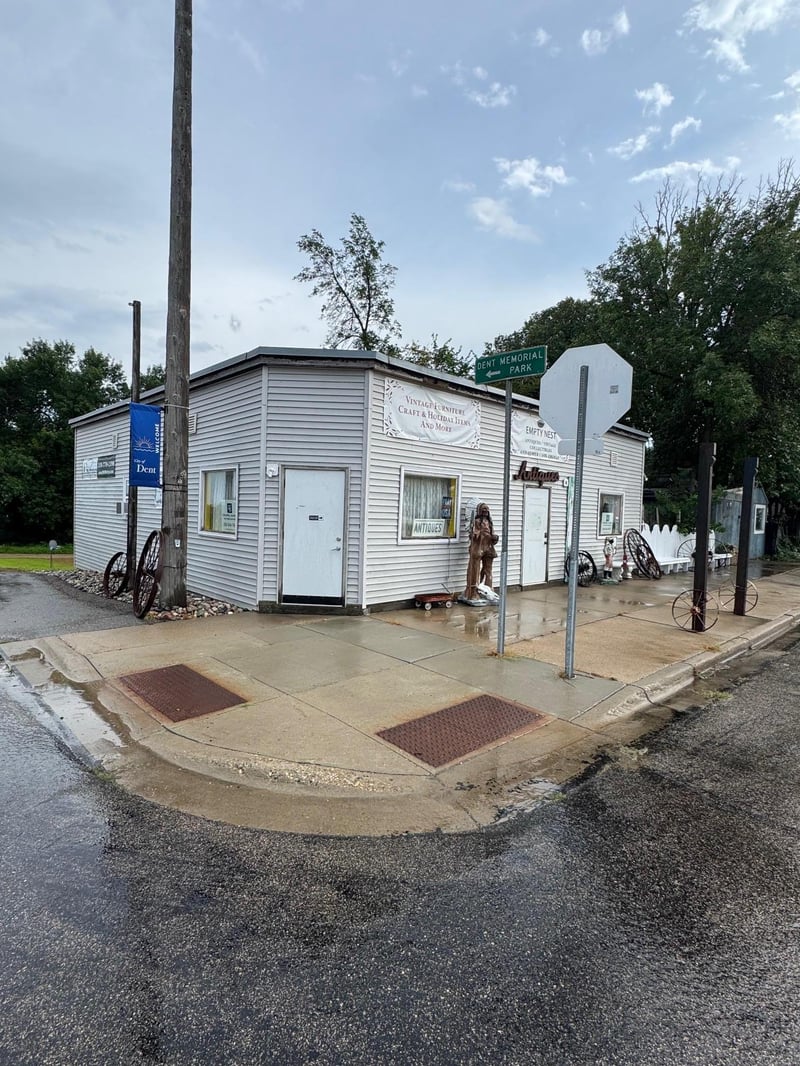 202 Main St, Dent, MN 56528