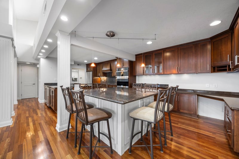 3150 Glen Oaks Ave #311A, White Bear Lake, MN 55110