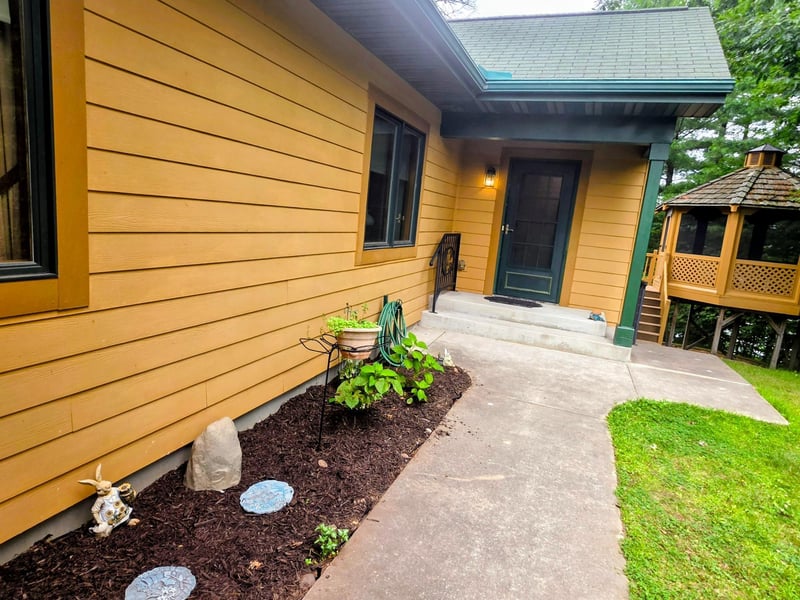 618 29 1/2 Ave #B, Barronett, WI 54813