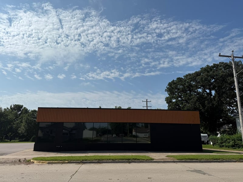 104 Oak Ave SW, Montgomery, MN 56069