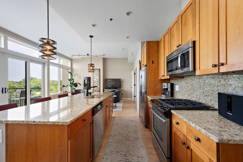 4201 Sunset Dr #N512, Spring Park, MN 55384