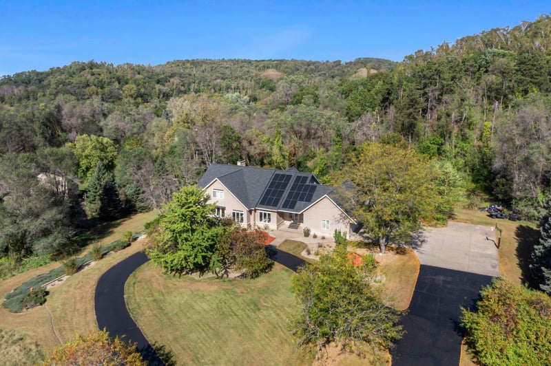 2345 S Oak Dr, Red Wing, MN 55066
