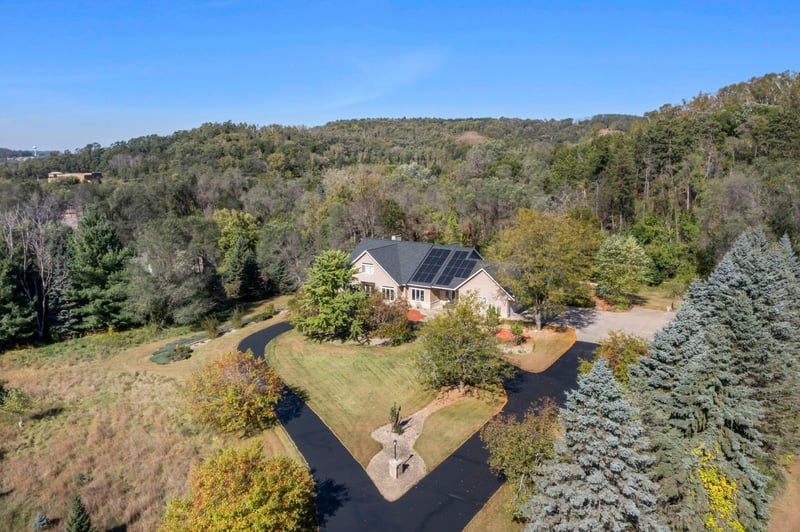 2345 S Oak Dr, Red Wing, MN 55066