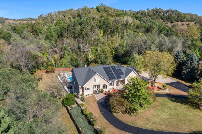 2345 S Oak Dr, Red Wing, MN 55066