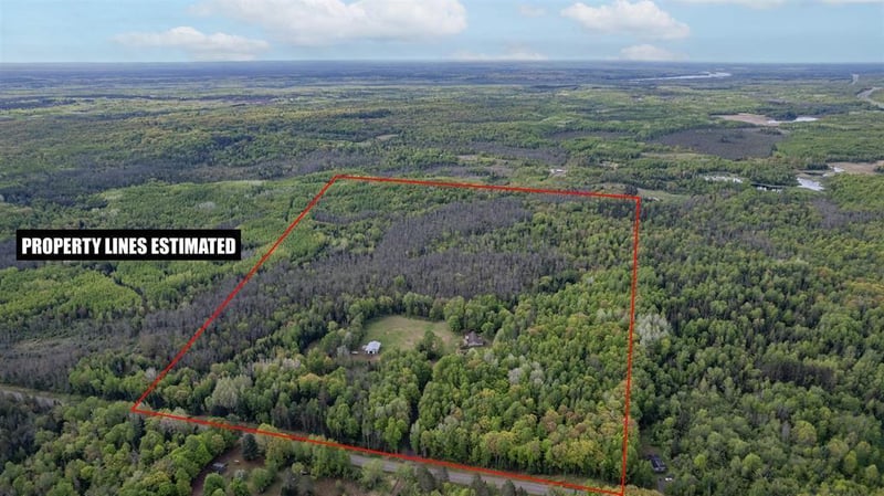 9754 E County Road L, Lake Nebagamon, WI 54849
