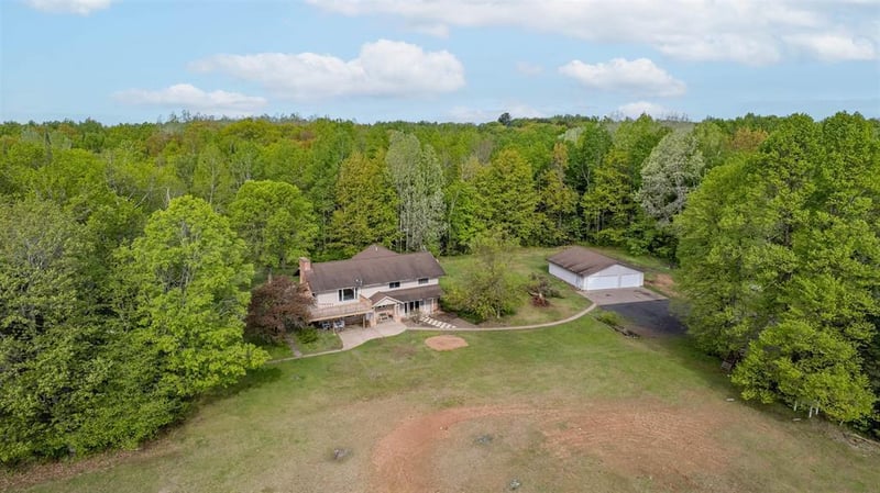 9754 E County Road L, Lake Nebagamon, WI 54849
