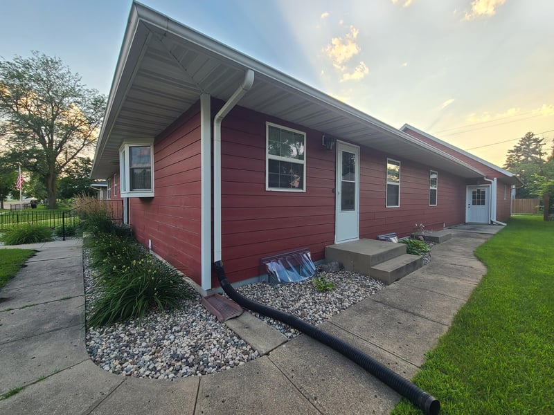 206 Walnut Ave N, Canby, MN 56220