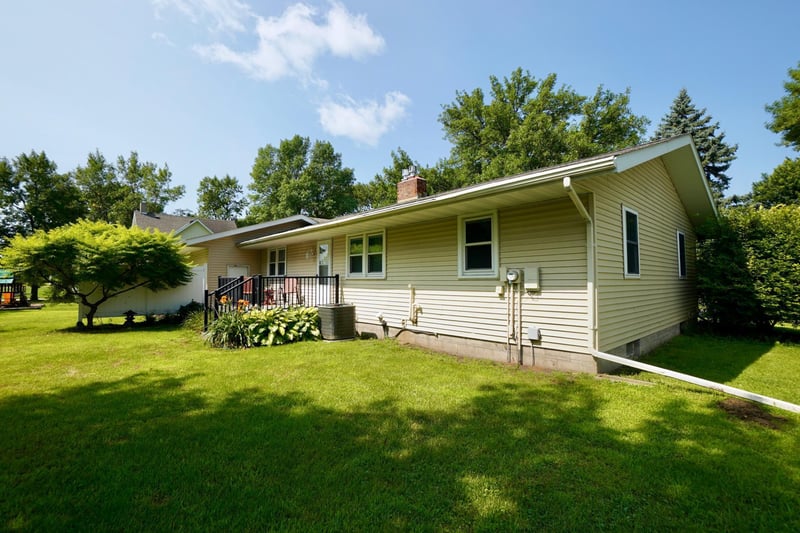 403 N 13th St, Kerkhoven, MN 56252