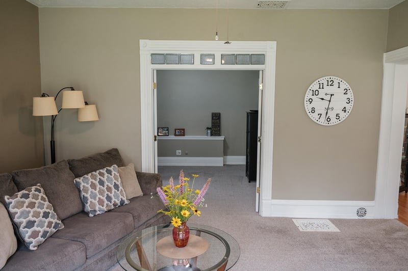 316 W 5th St, Blue Earth, MN 56013